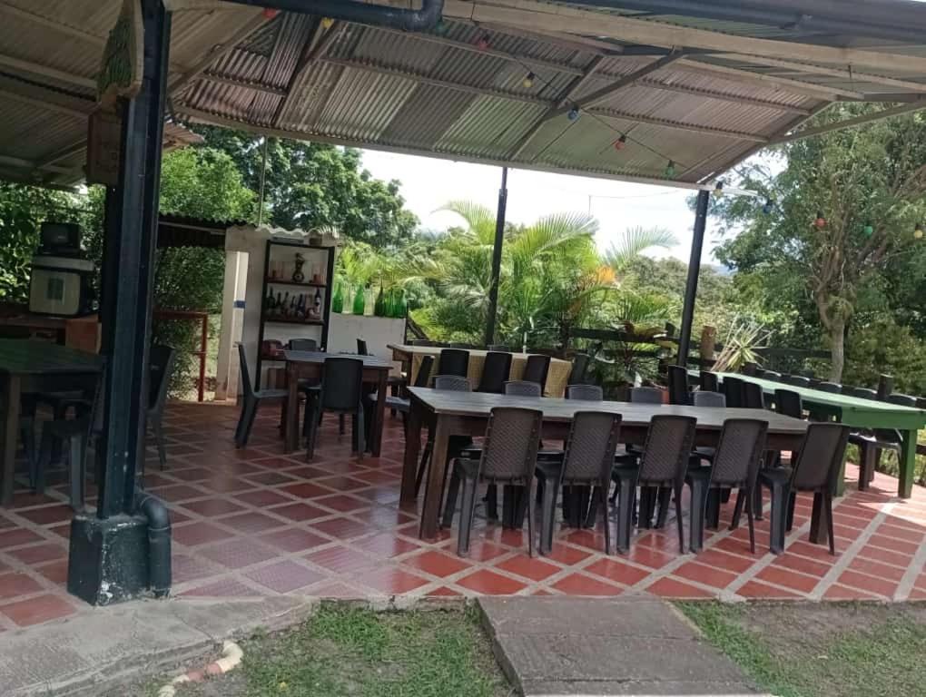 لا ميسا Loma Linda Hotel De Naturaleza المظهر الخارجي الصورة